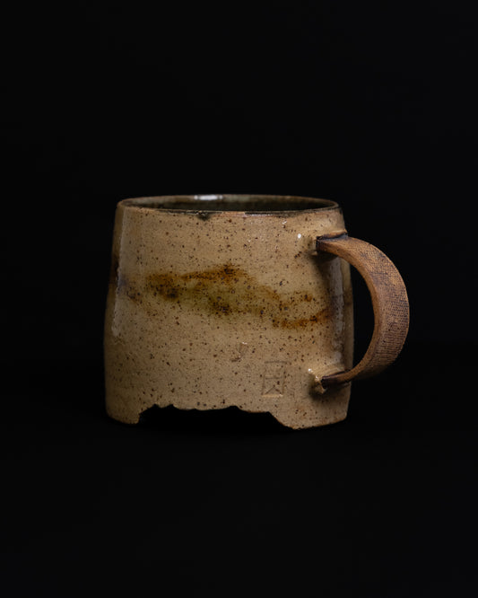 Three-legged Cup with Handle (Ink Series)
